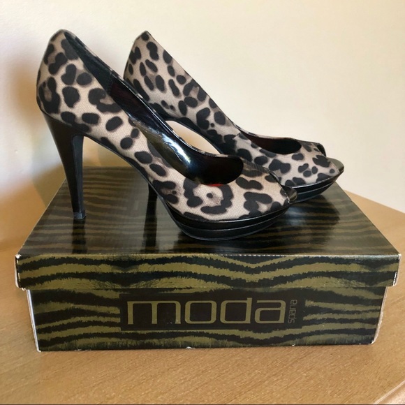 Moda Spana black leopard print peep toe heels sz 8 - Picture 5 of 7